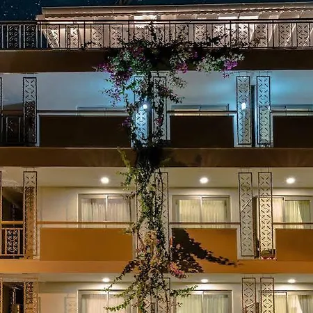 Otel Defne