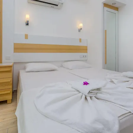 Defne Otel